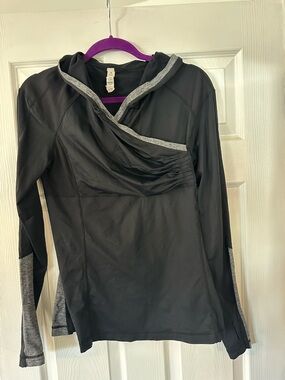 Lululemon Run For Your Life Pullover Hooded Long Sleeve Shirt